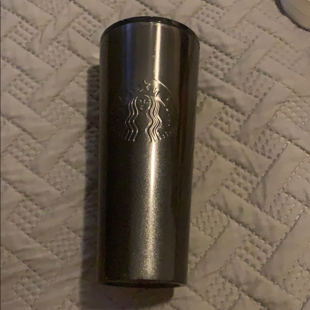 Matte Black Tumbler glitter at bottom